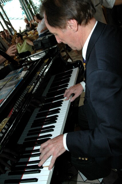 min 2007 05 25 jazz source 222